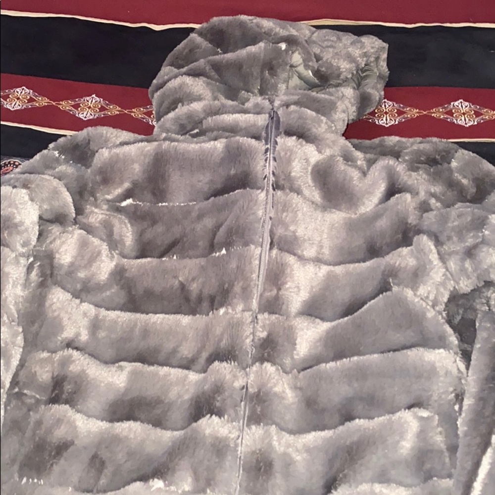 Jacket - Picture 4 of 4